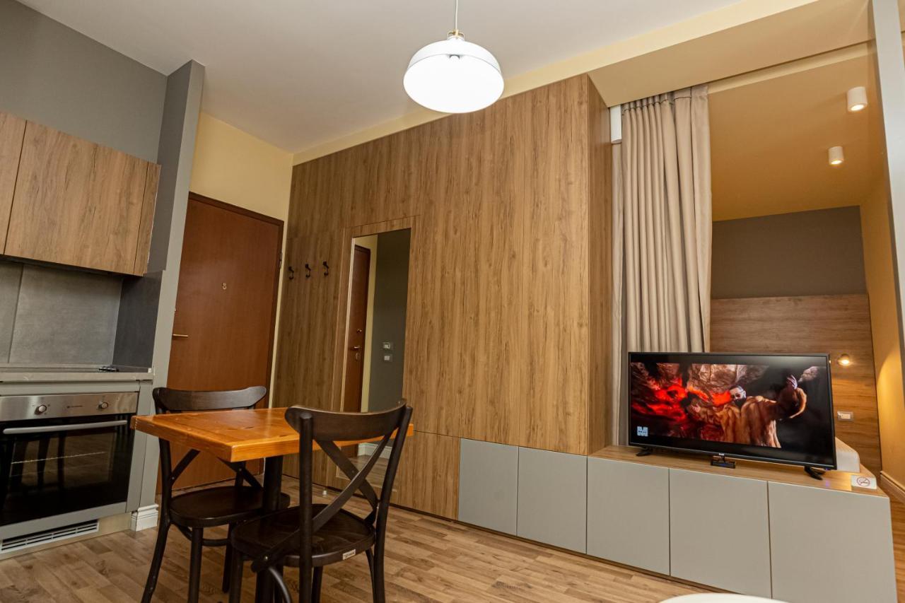 Porta Apartament Vlore Bagian luar foto