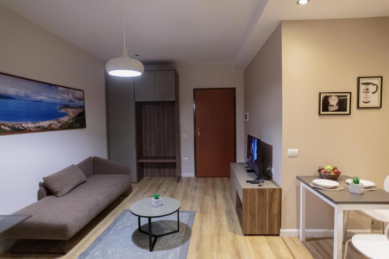 Porta Apartament Vlore Bagian luar foto