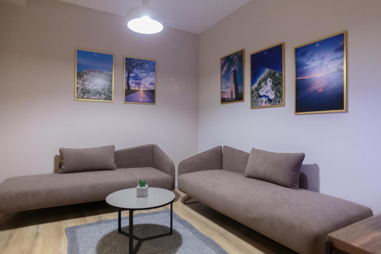 Porta Apartament Vlore Bagian luar foto