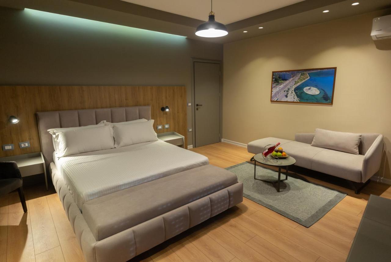 Porta Apartament Vlore Bagian luar foto