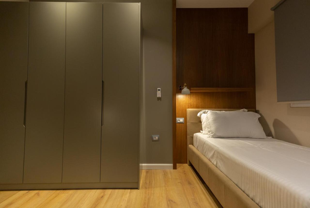 Porta Apartament Vlore Bagian luar foto