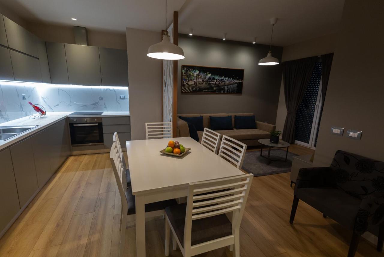 Porta Apartament Vlore Bagian luar foto