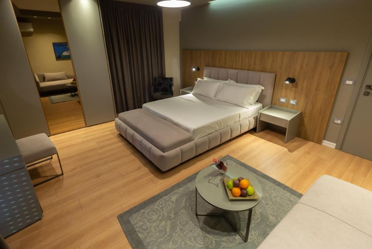 Porta Apartament Vlore Bagian luar foto