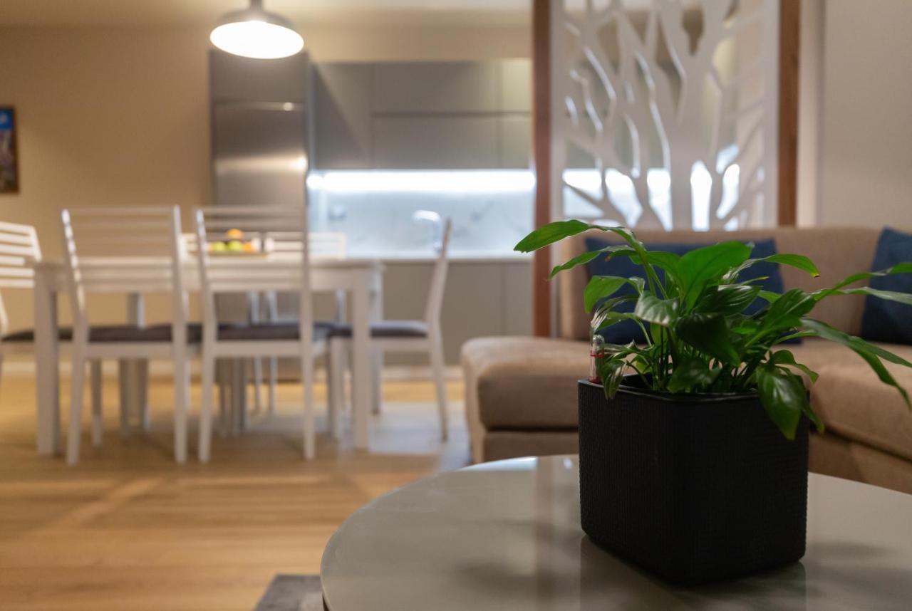 Porta Apartament Vlore Bagian luar foto