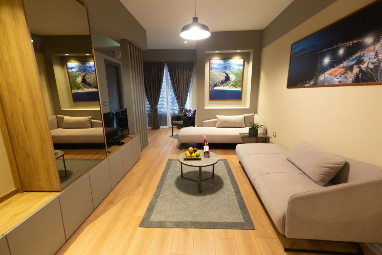 Porta Apartament Vlore Bagian luar foto